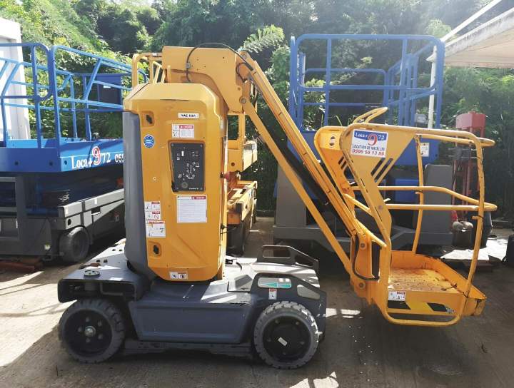 Nacelle élévatrice à mât vertical Martinique