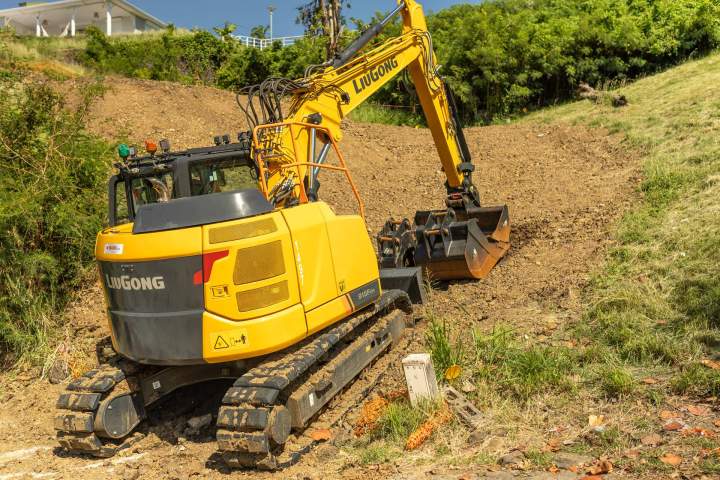 Location pelleteuse compacte Martinique